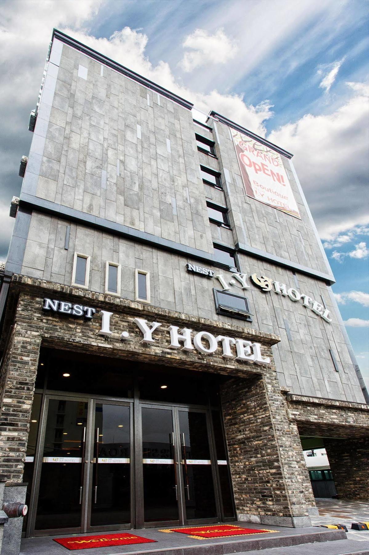 I.Y Hotel Suwon Exterior photo